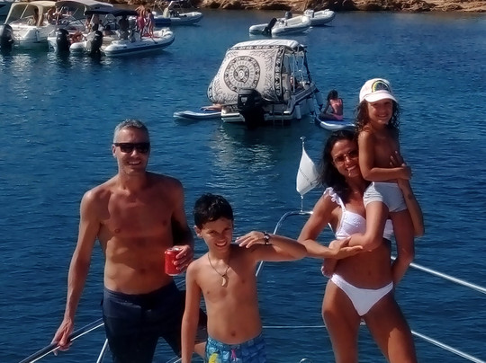 Bora Bora Charters-Fornells必去景点