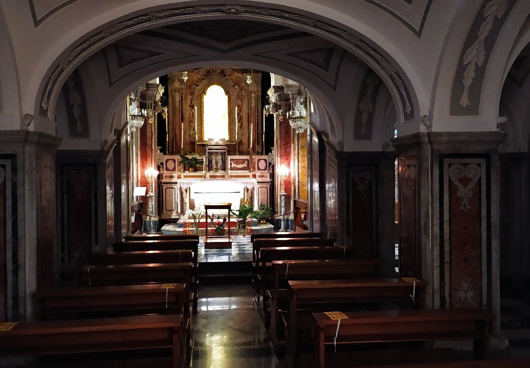 Basilica di Santa Trofimena景点图片