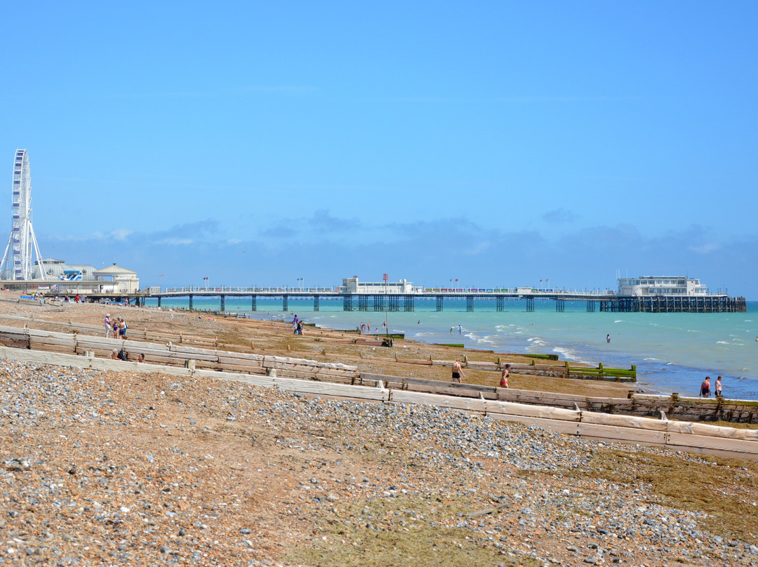 Worthing Beach景点图片