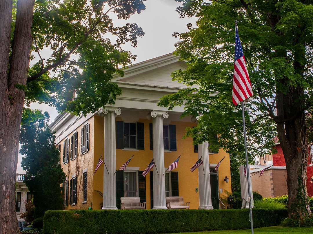 The Laurentide Inn主图