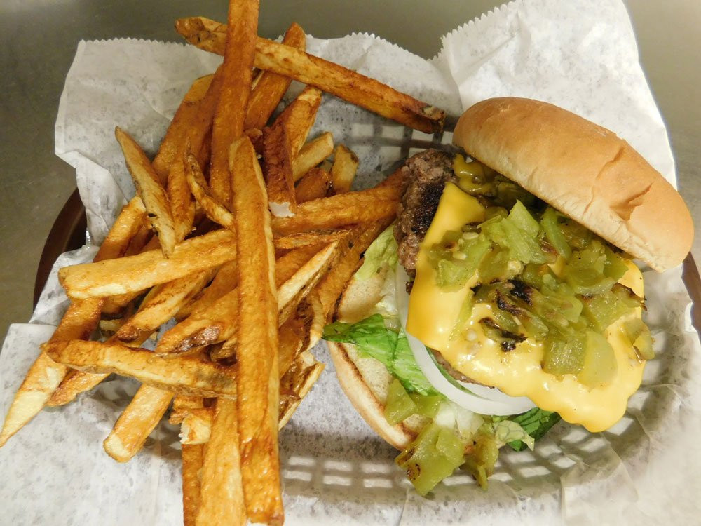 Largo Motel and Cafe主图