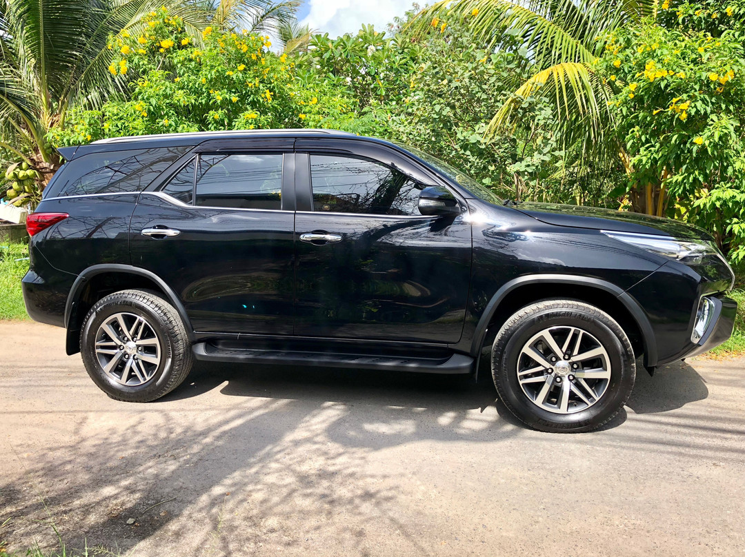 Nina's Cars-查龙必去景点