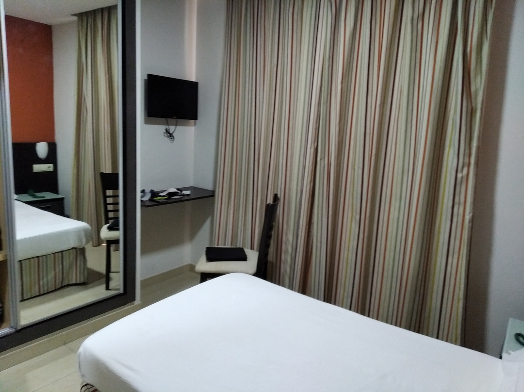 La Mirada Hotel主图