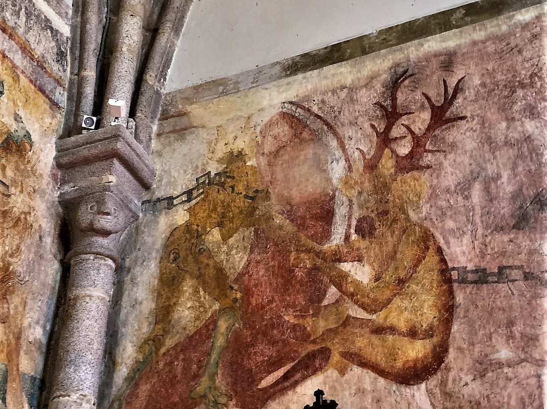 Eglise Saint-Martin-La Pommeraie-sur-Sevre必去景点