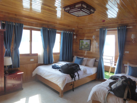 La Paci Cruises-下龙湾必去景点