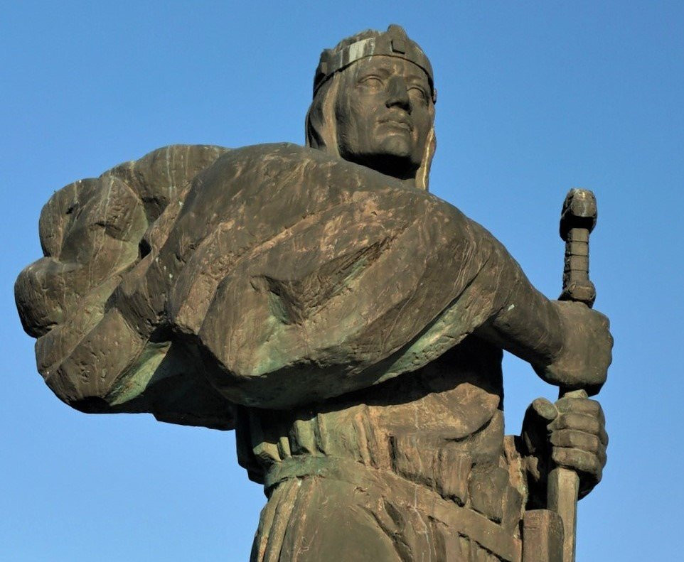 Prince Pribina Statue-Nitra必去景点