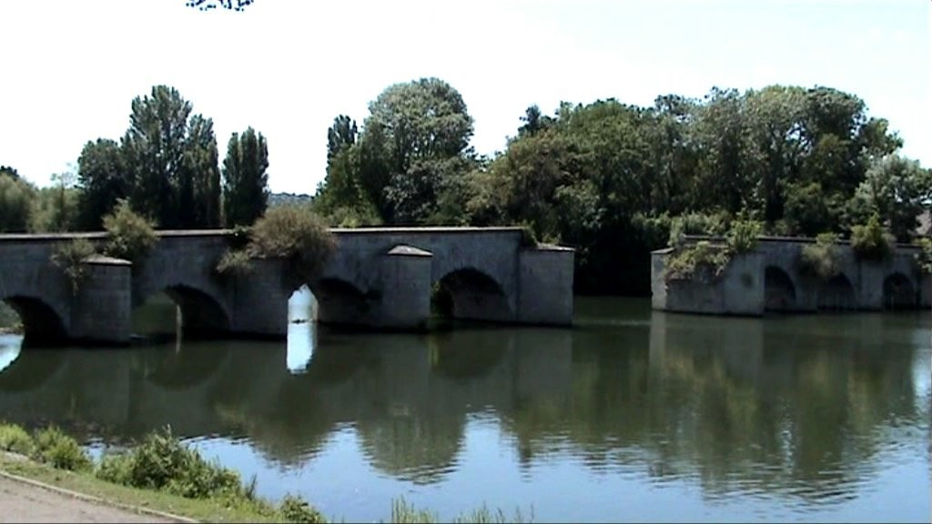 Collegiale Notre-Dame de Mantes-la-Jolie景点图片