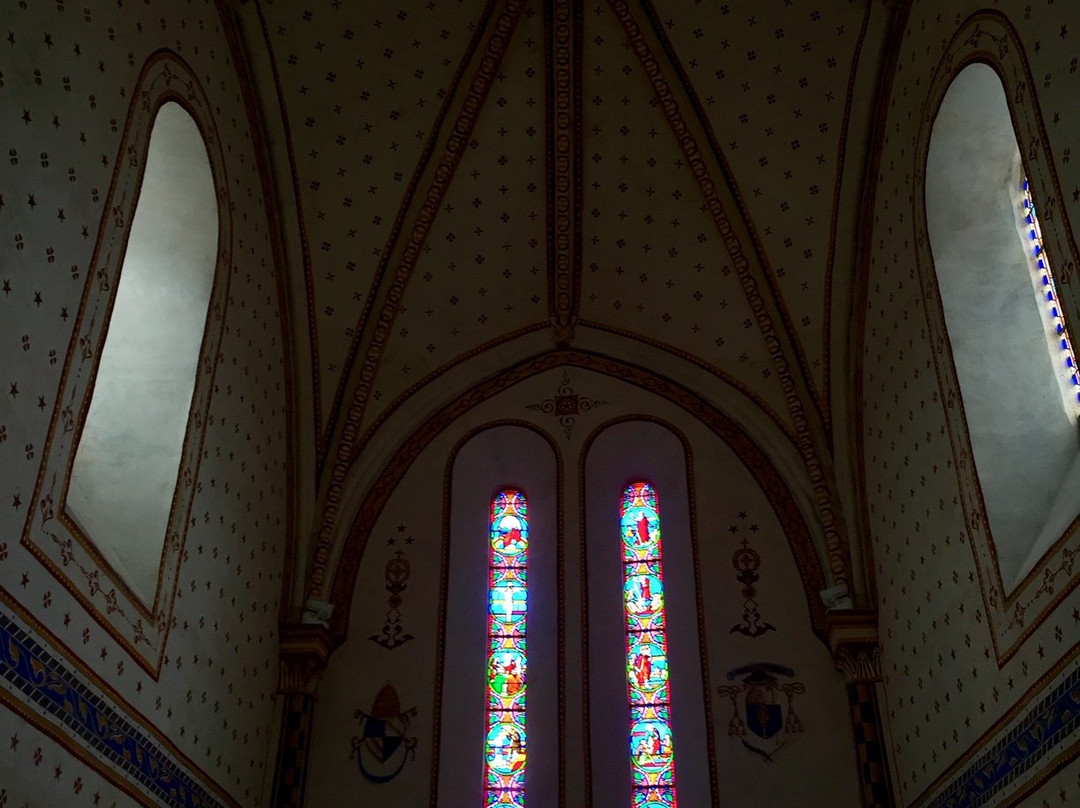 Eglise Saint-Divitien - Sainte Radegonde景点图片