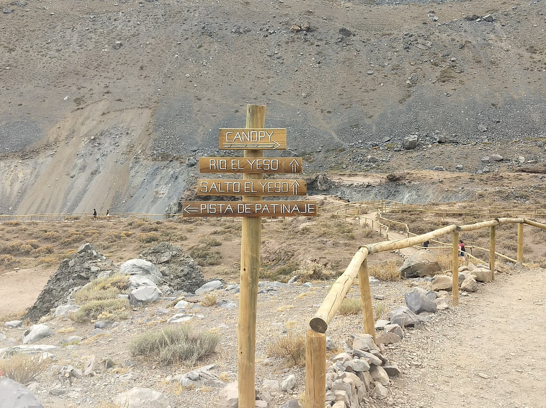 Parque Salto El Yeso-圣若泽迈坡必去景点