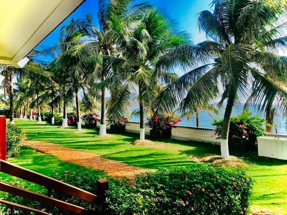 Ninh Thuan Retreat-官方