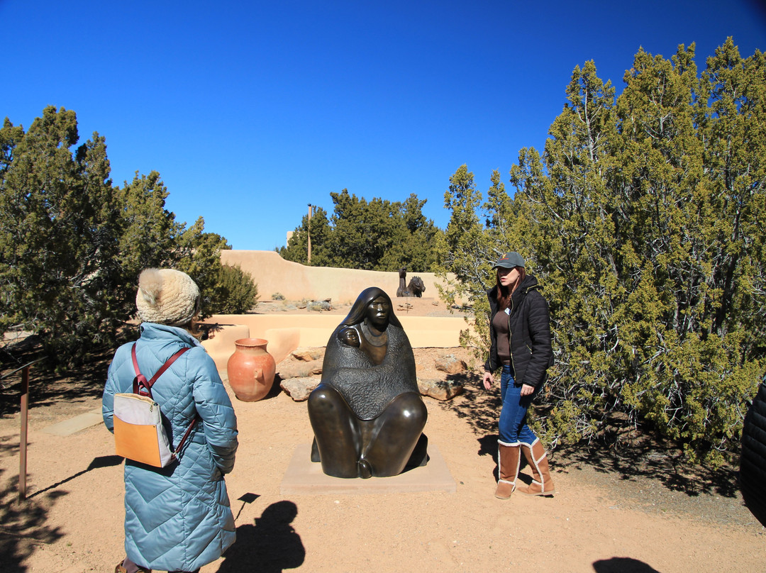 Allan Houser Sculpture Gardens and Gallery-圣菲必去景点