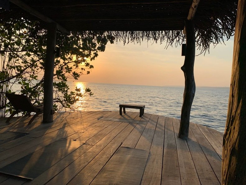 颂萨私人岛屿酒店主图