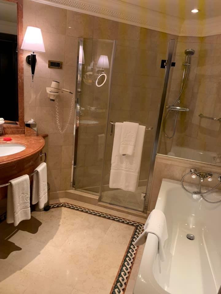Intercontinental Phoenicia Beirut By IHG-浴室