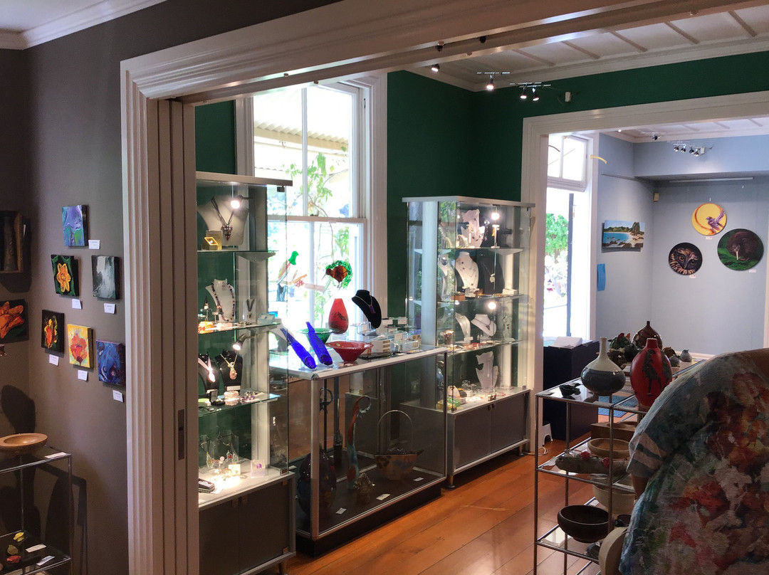 Reyburn House Art Gallery景点图片