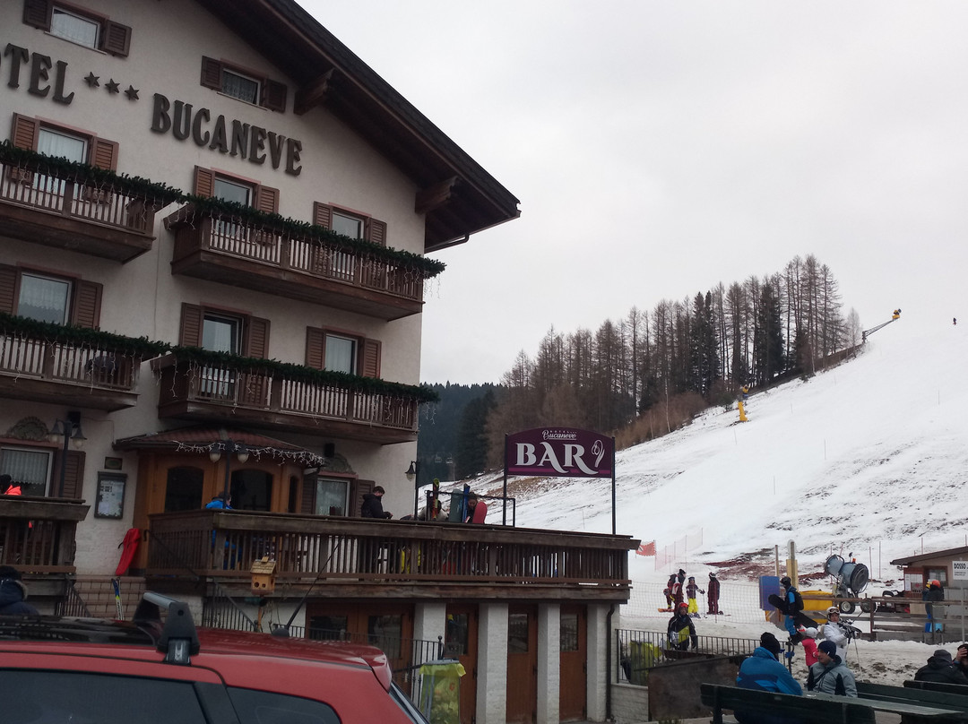 Hotel Bucaneve主图