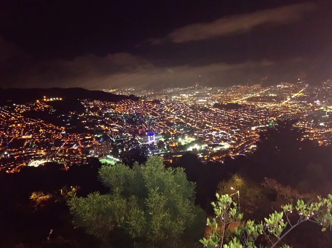 Aburrá Travels-麦德林必去景点