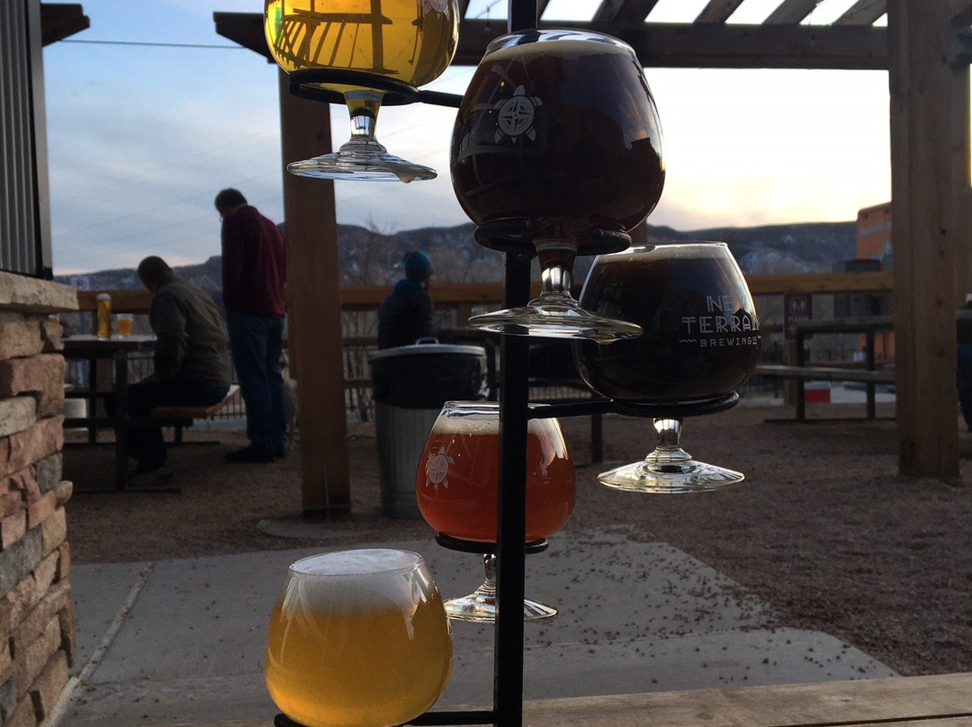 New Terrain Brewing Company-戈尔登必去景点