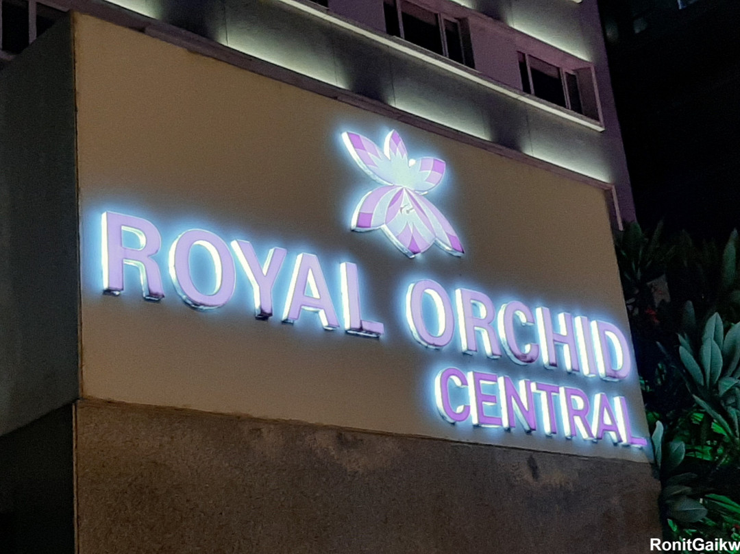 Royal Orchid Central主图