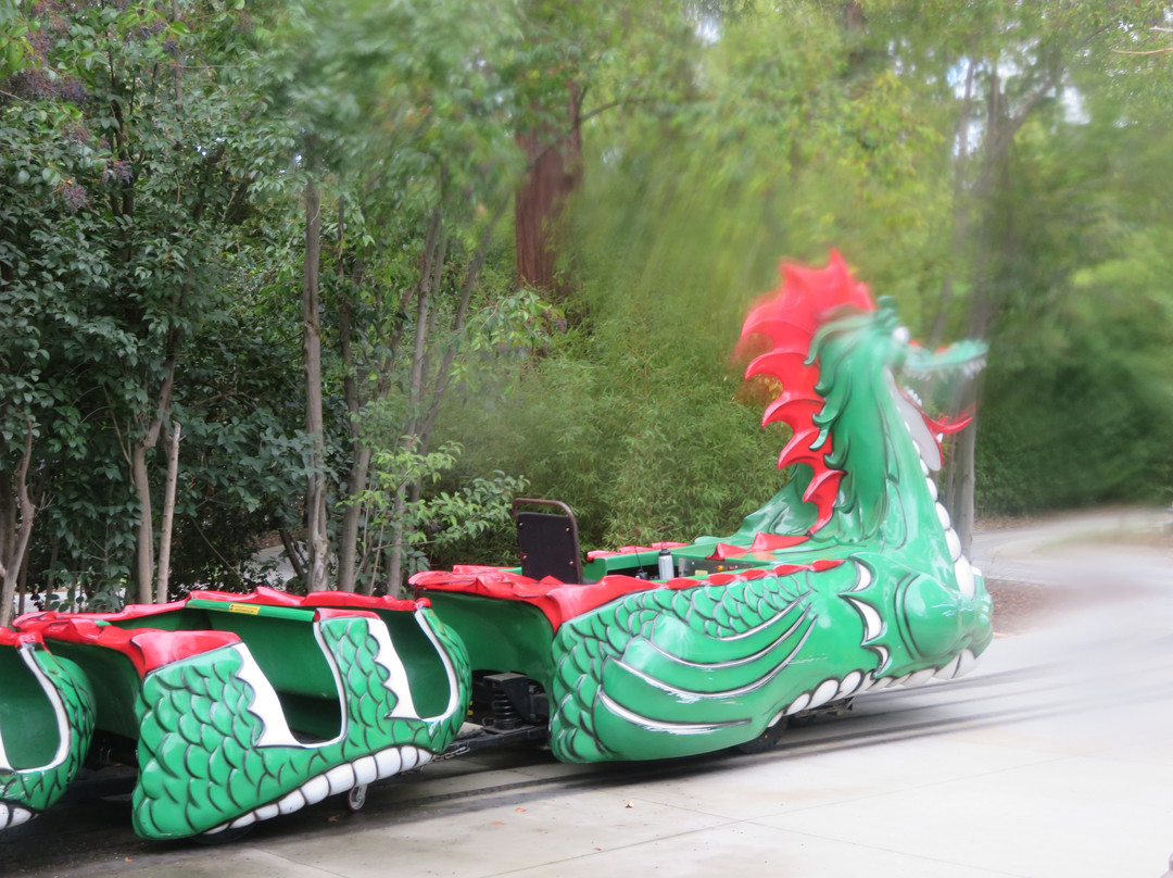 快乐山谷公园和动物园-圣何塞必去景点