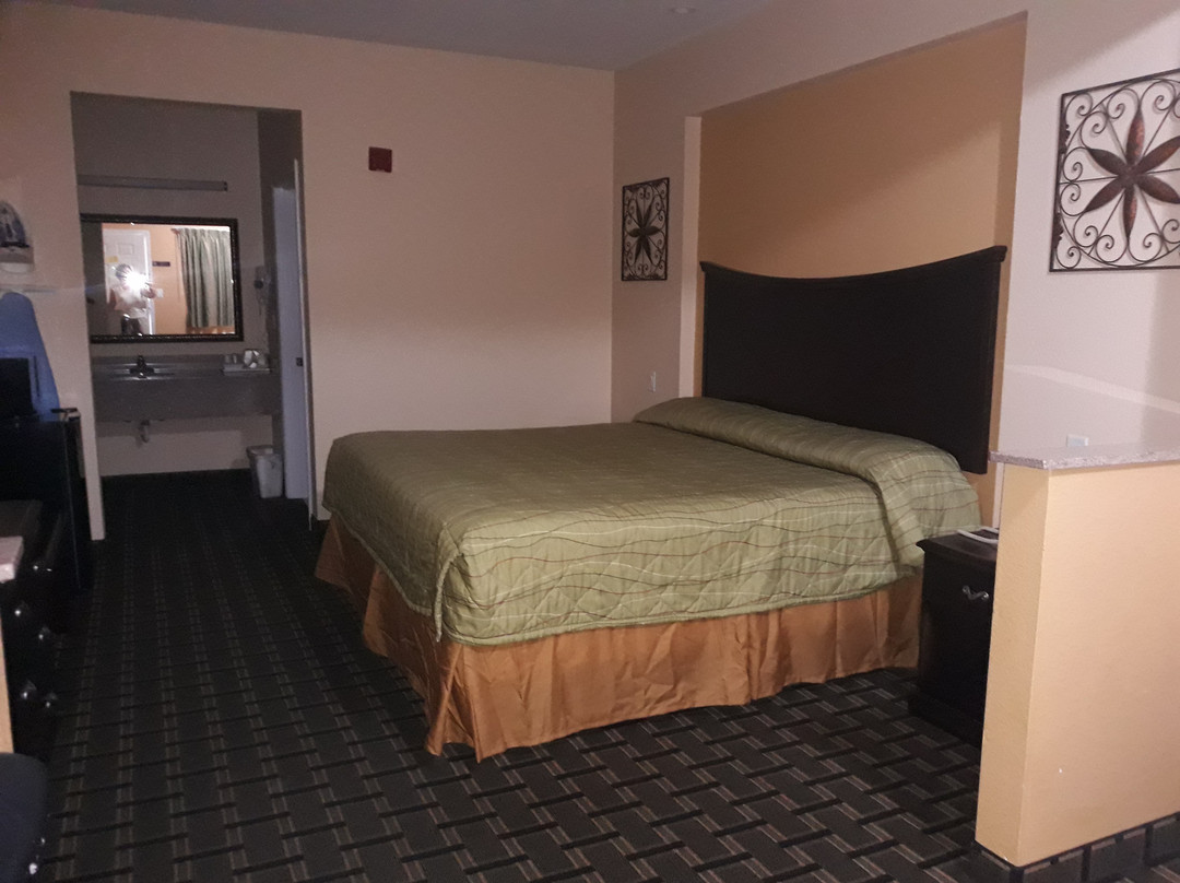 Homegate Inn & Suites主图