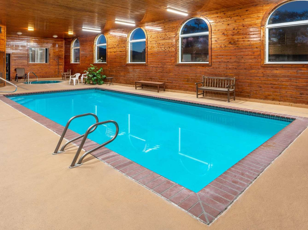 萨利达贝蒙特套房酒店主图