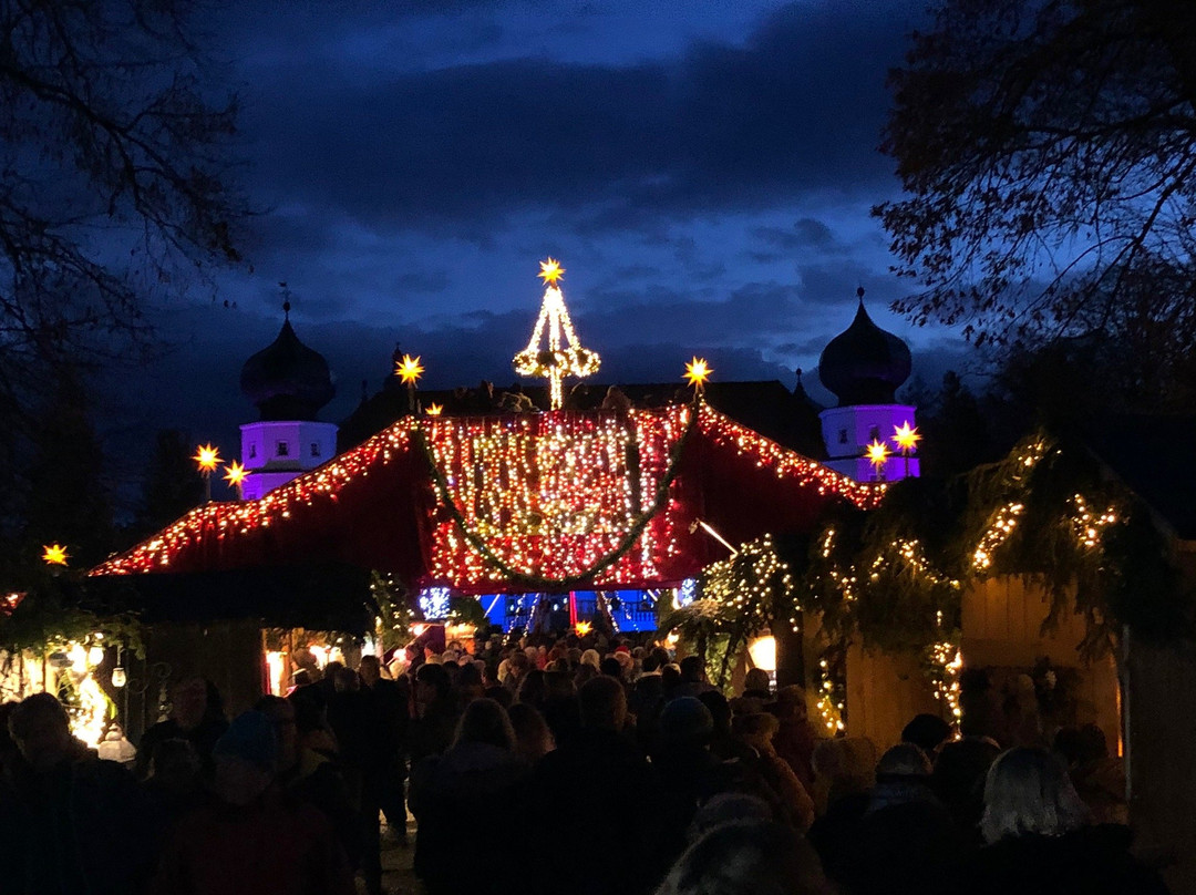 Romatischer Weihnachtsmarkt Schloss Tussling-Tuessling必去景点