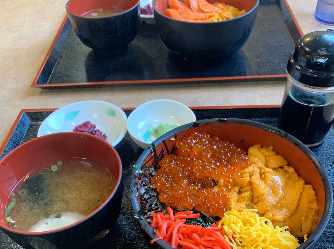 海鮮丼 ととや