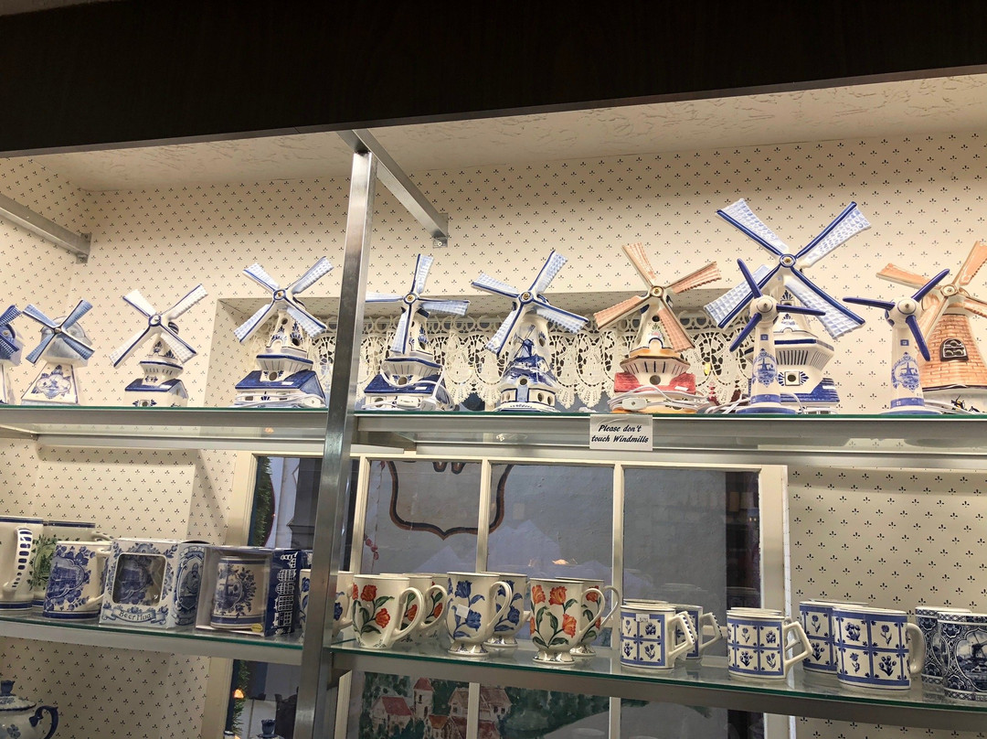 Windmill Dutch Imports-海伦必去景点