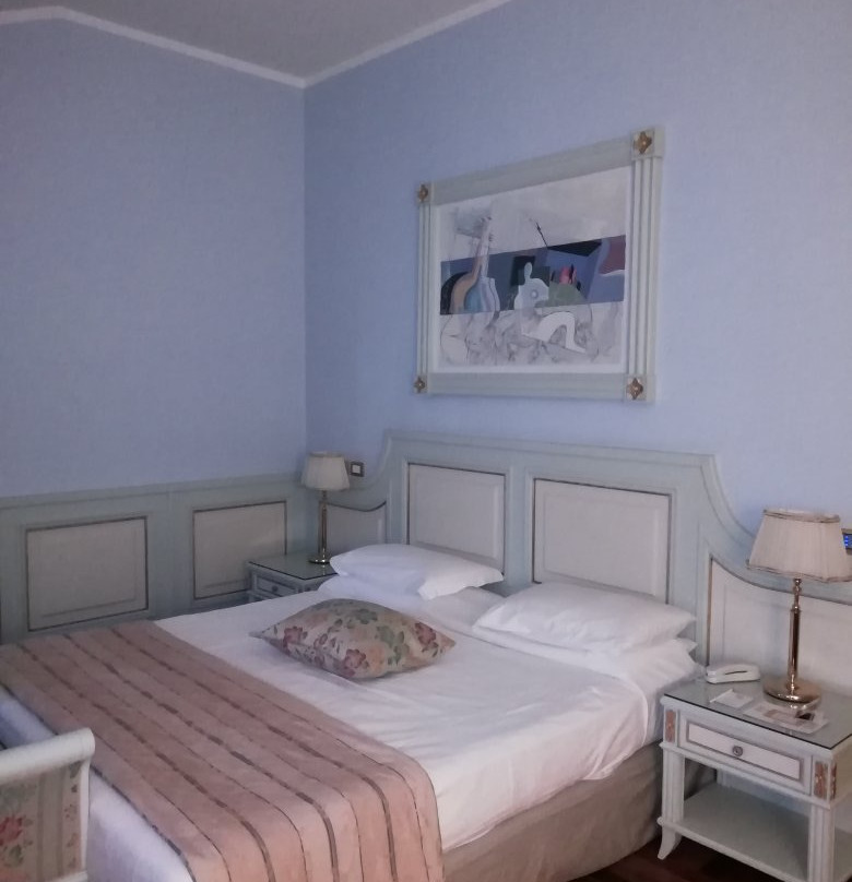 巴黎圣雷莫酒店主图