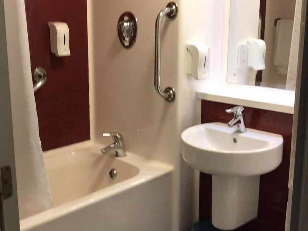 Travelodge Glossop主图