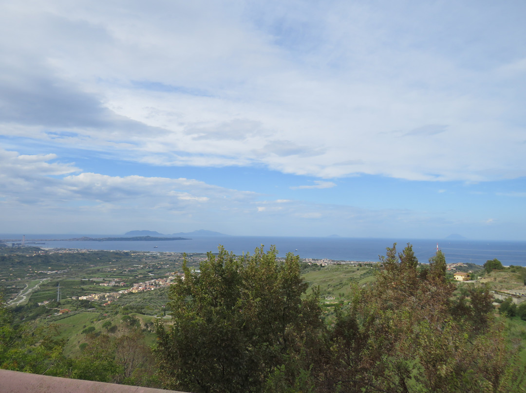 Chiesa S.Maria della Catena-Roccavaldina必去景点