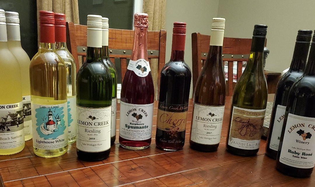 Lemon Creek Winery-格兰德黑文必去景点