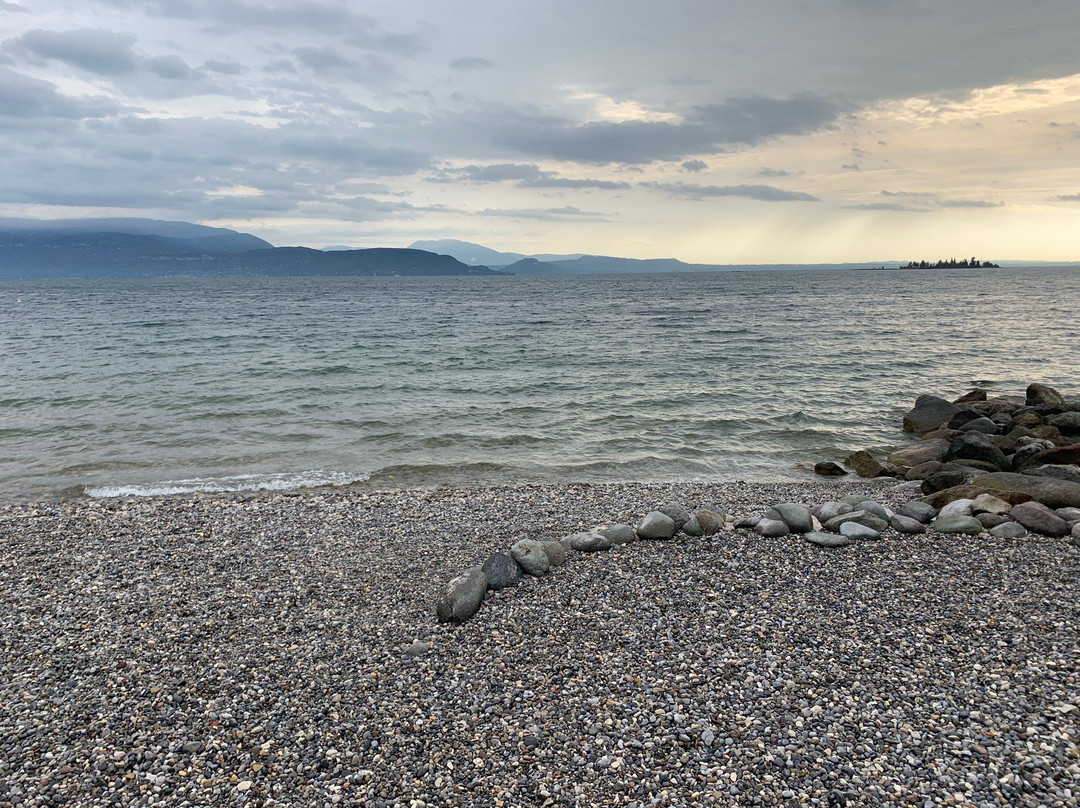 Spiaggia Gardiola景点图片