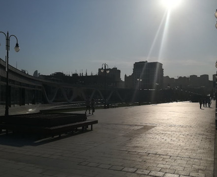 Fizuli Park-巴库必去景点