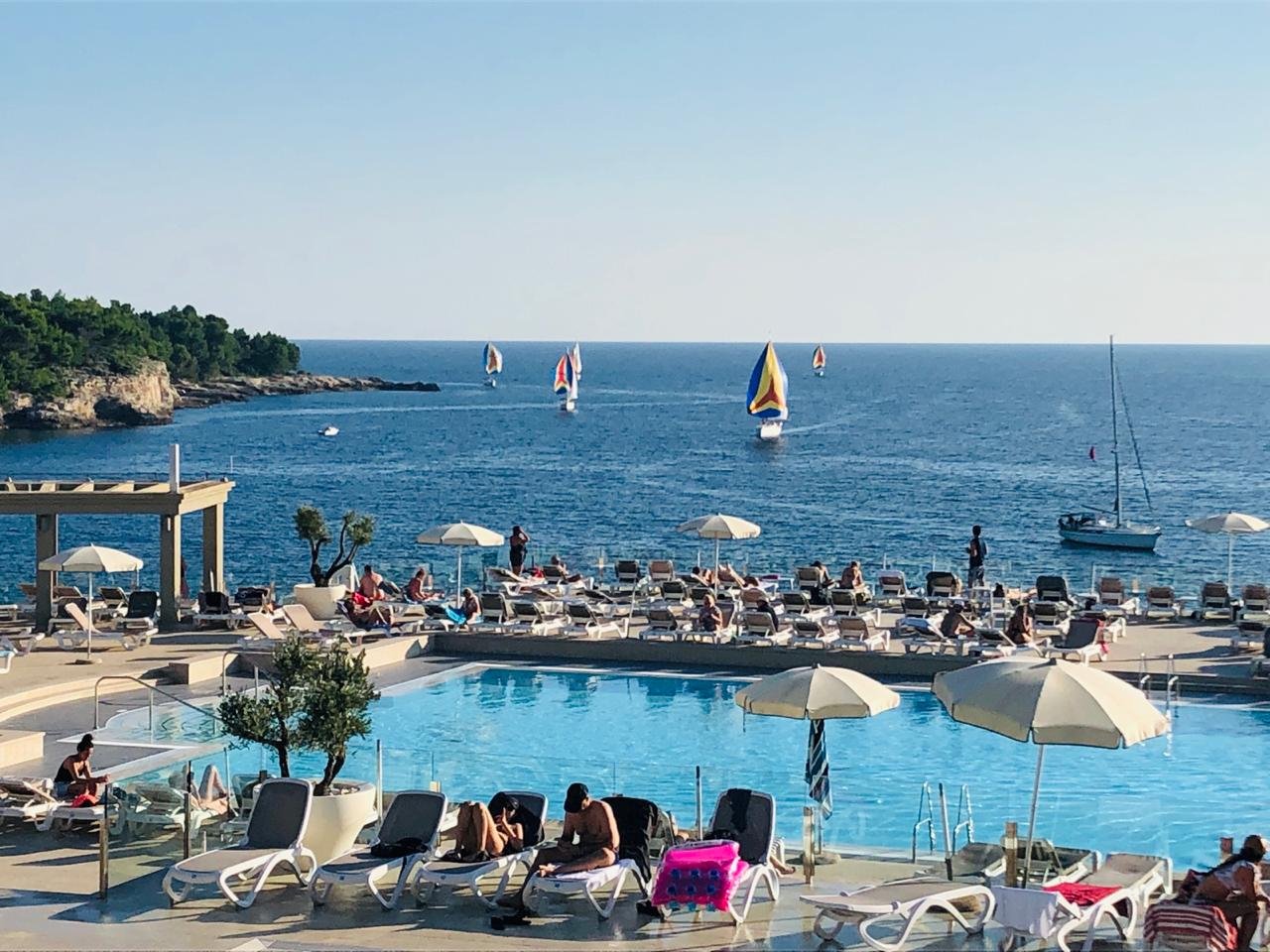 Park Plaza Verudela Pula-泳池