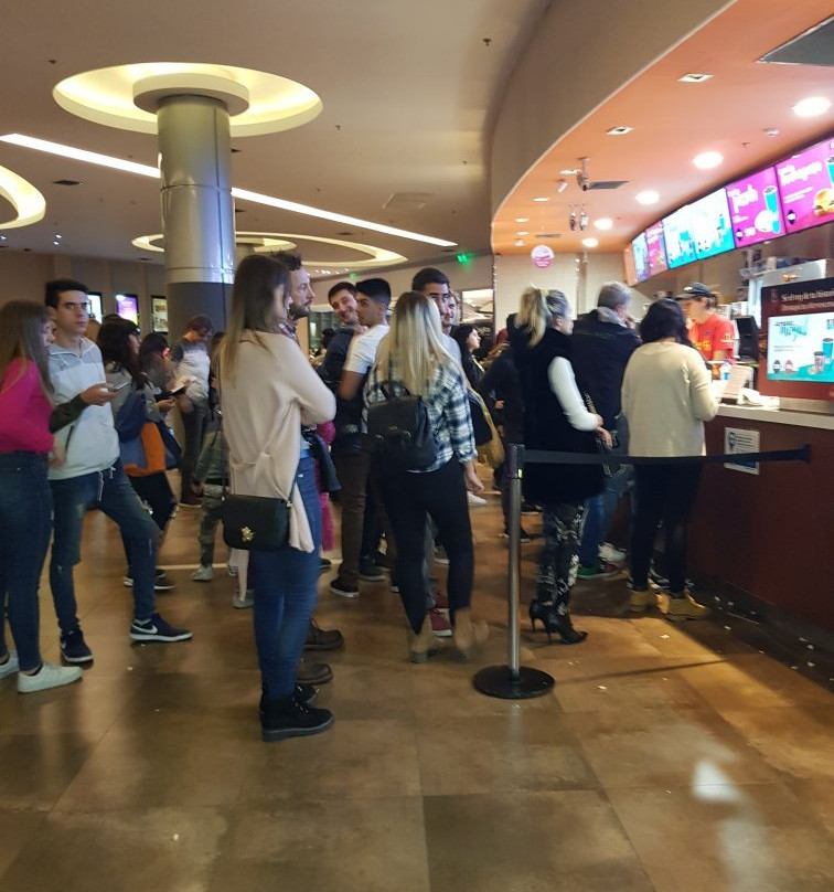 Villa Martelli旅游景点-Hoyts