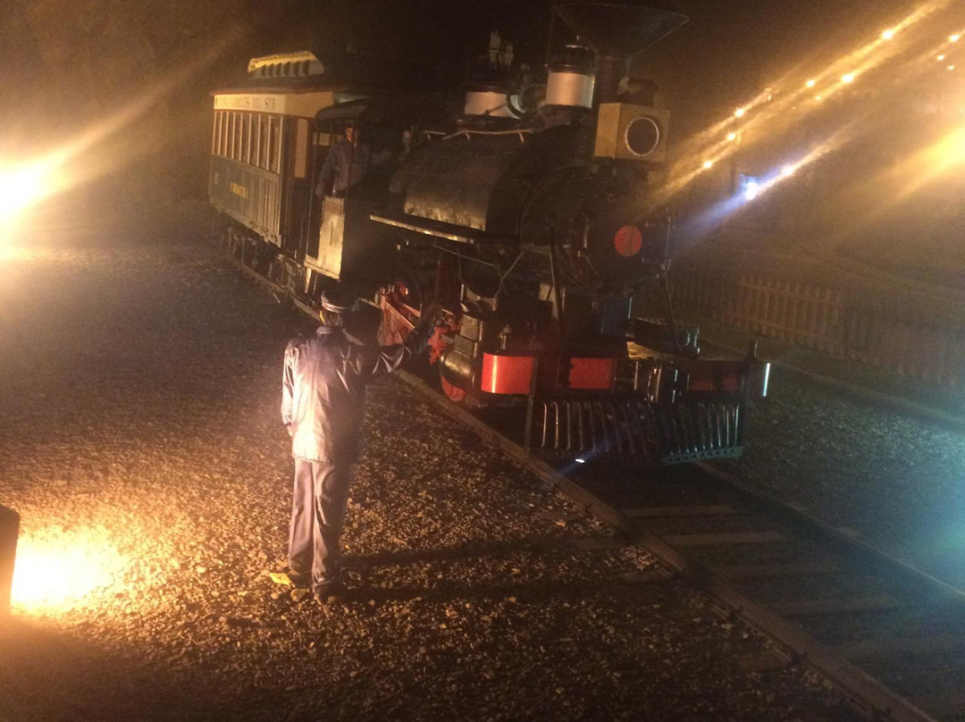 Mollendo旅游景点-Plaza Bolognesi