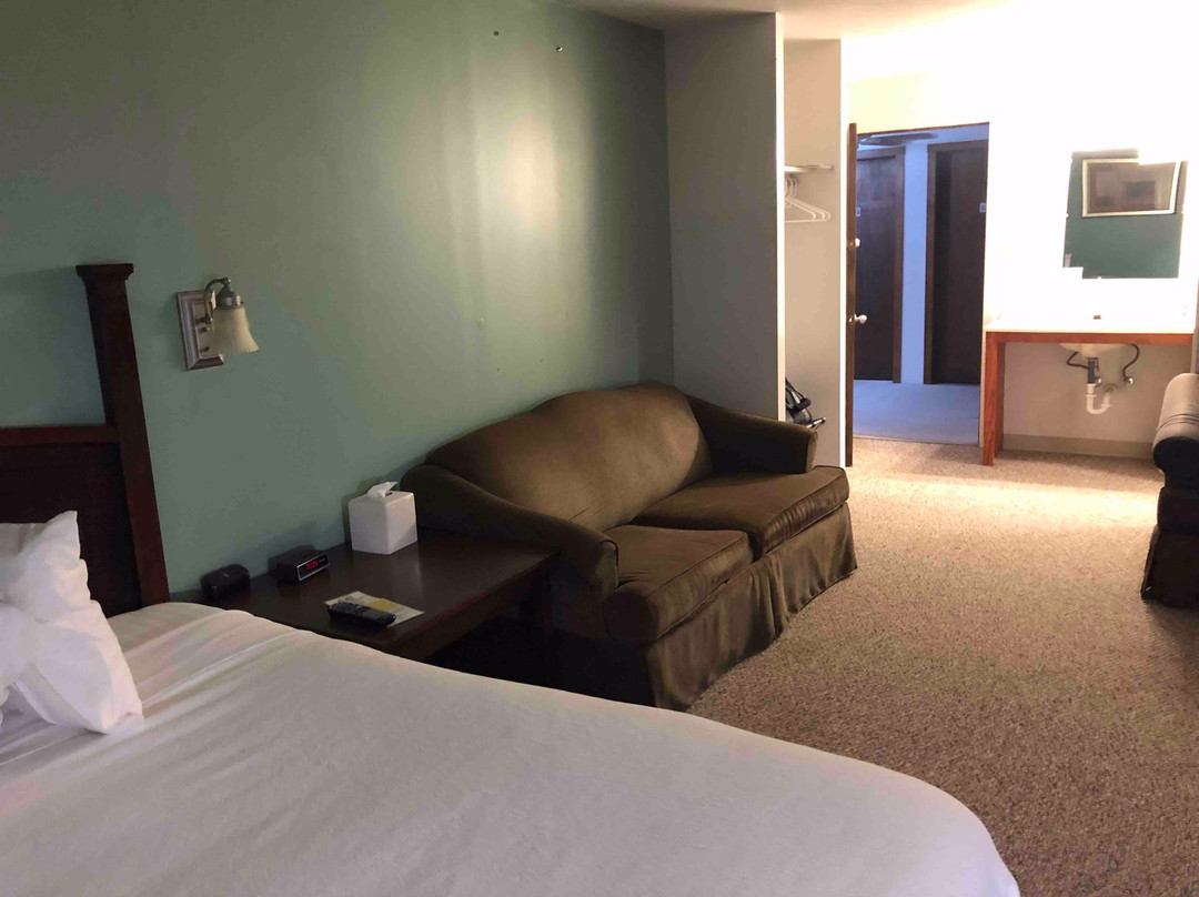 Autumn's Inn Pizza主图