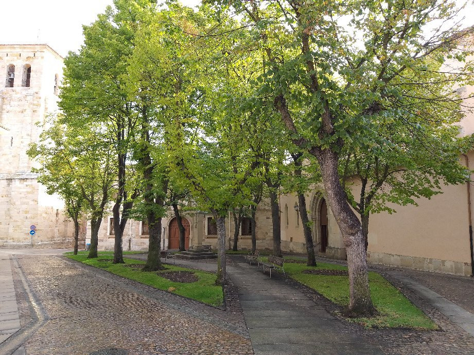 Convento Religiosas Marinas-萨莫拉必去景点