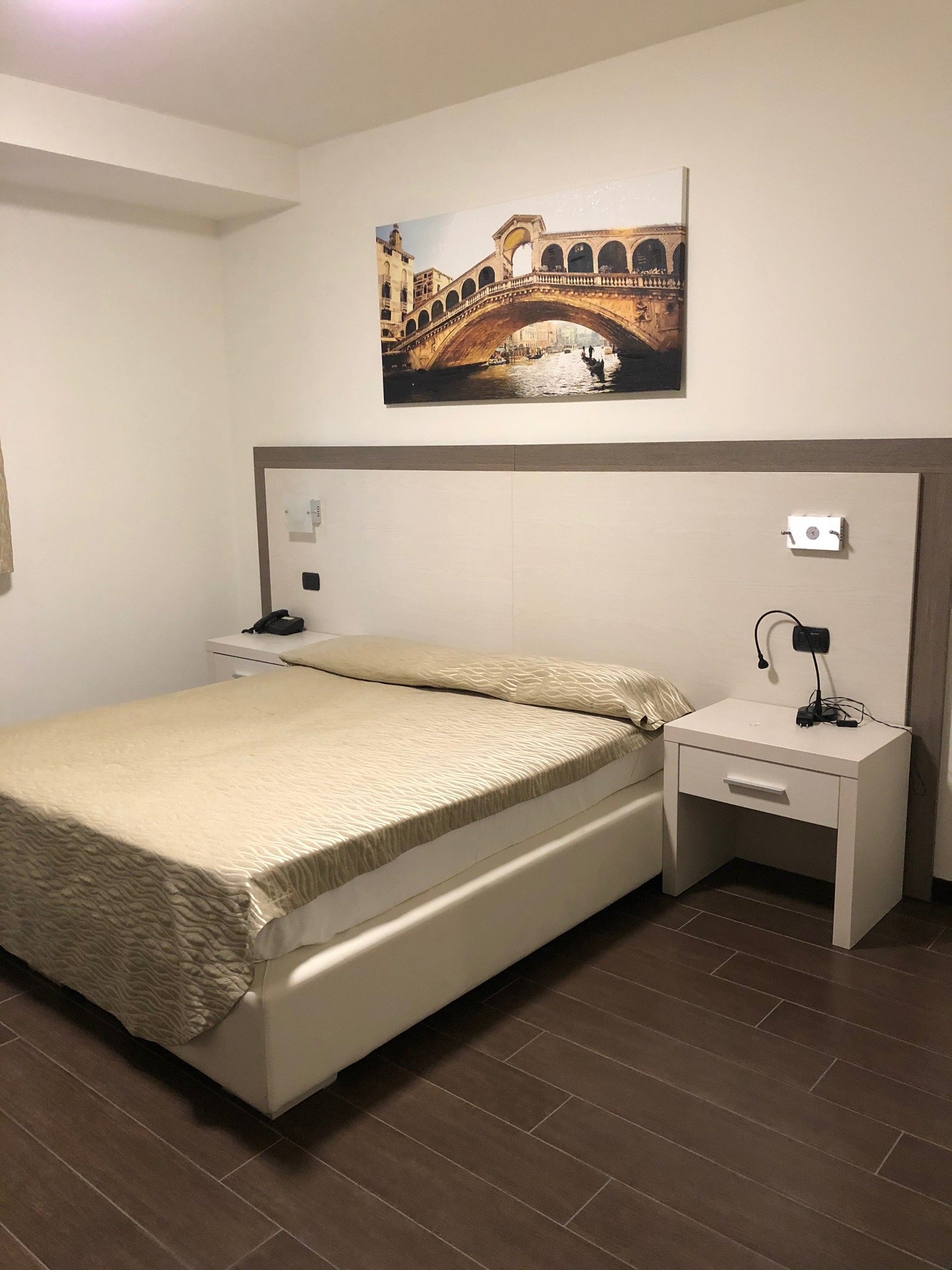 Ferrari Hotel-官方