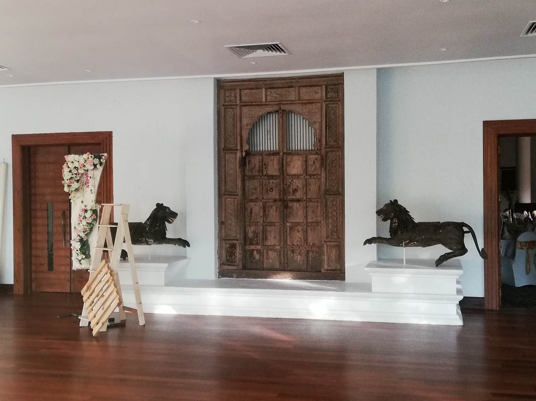 坦哲里恩海滩酒店主图