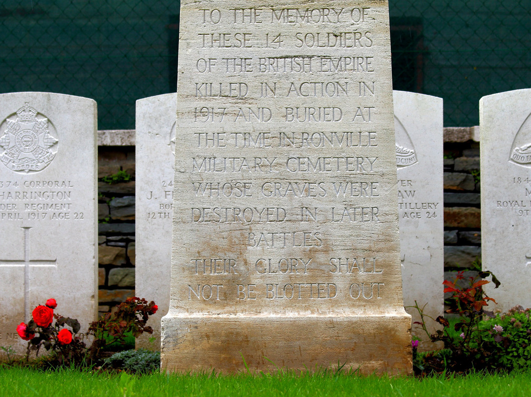 Beaurains Road Cemetery景点图片