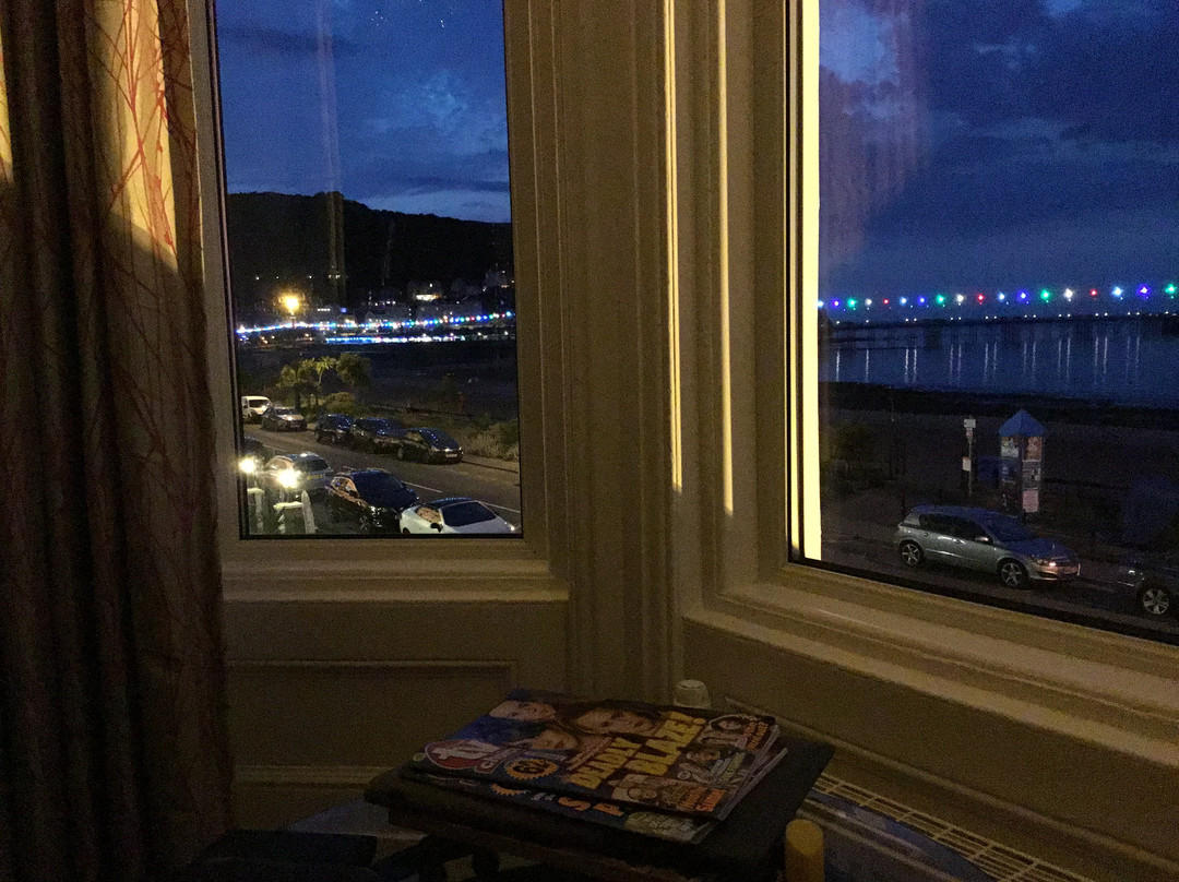 蒂奈达勒酒店主图