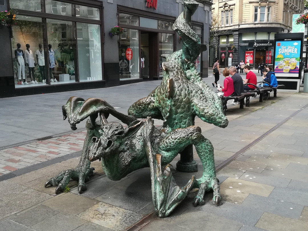 Dragon Statue-敦提必去景点