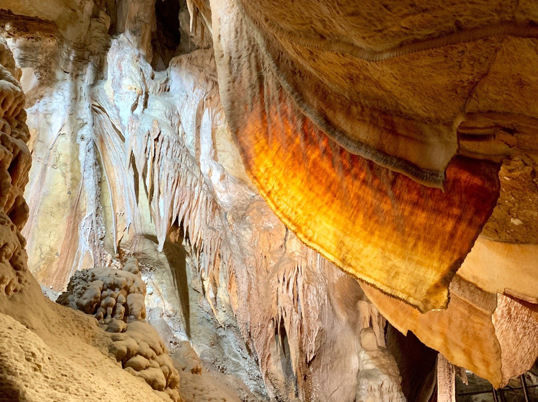 Jenolan Caves景点图片