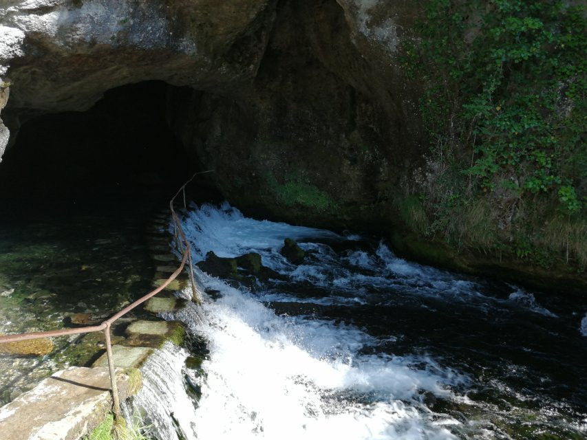 La fontaine de fontestorbes景点图片