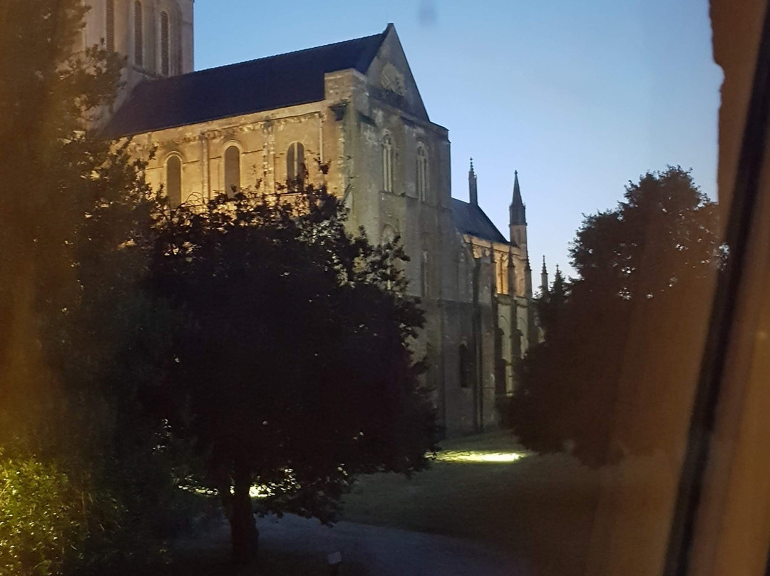 Winchester Wessex Hotel by Sunday主图