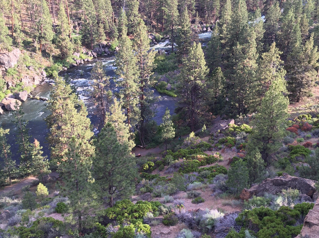 Mount Bachelor Village Resort主图