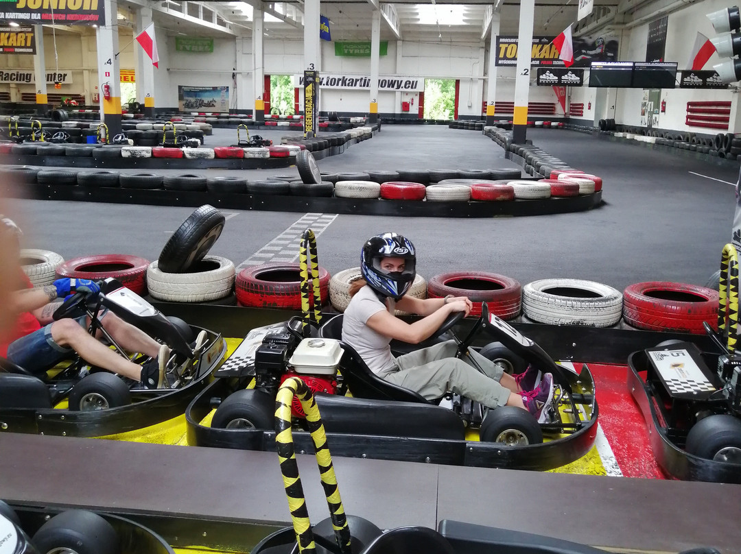 Wrocław Racing Center - indoor karting景点图片