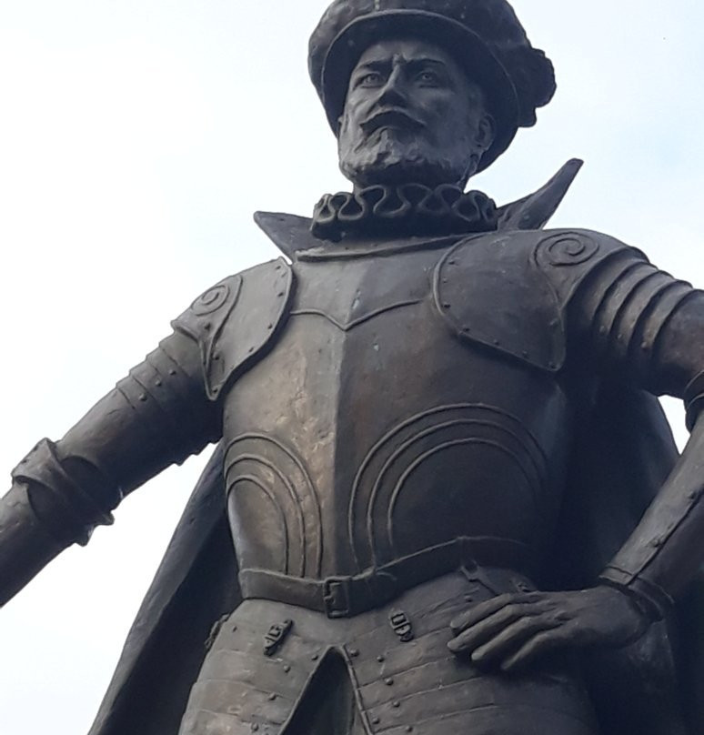 Estatua de D.Diogo de Menezes-卡斯凯什必去景点